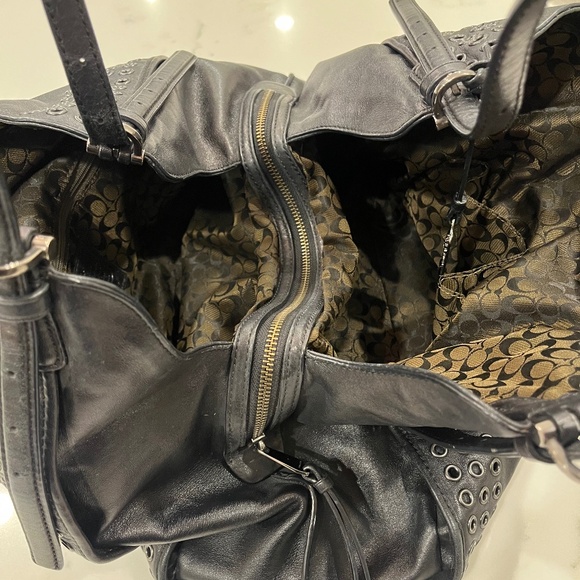 Vintage Coach Black Madison Grommet Large Carlyle Leather Handbag Style 32404 - Picture 5 of 13